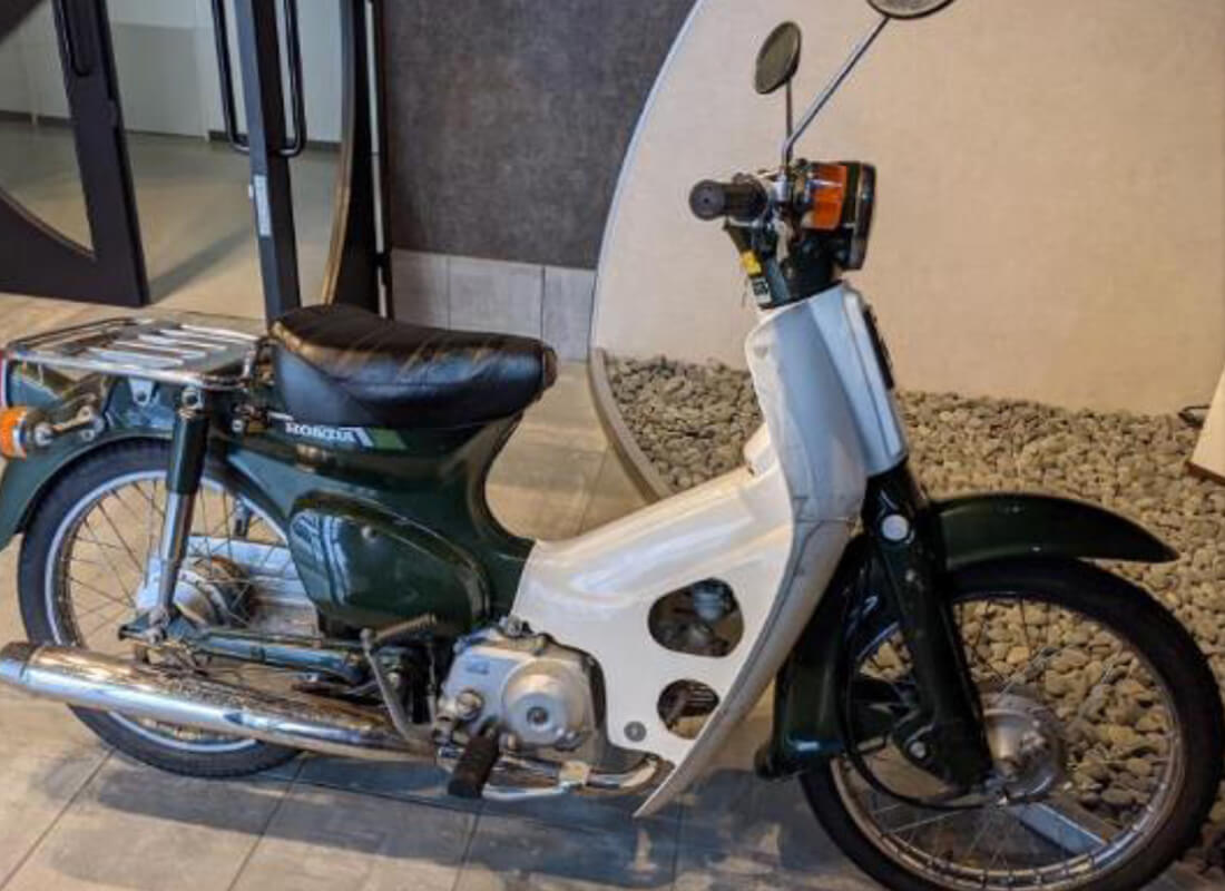 06 / 中古のカブを購入。ほどよくサビてレストアのやり甲斐があるカブを入手することができました。